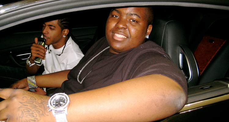 Sean Kingston and mother posing together